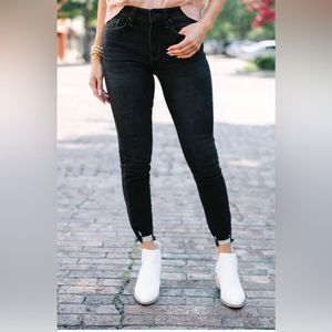 KanCan High Rise Ankle Fray Hem Skinny Jeans washed black Size 5/26